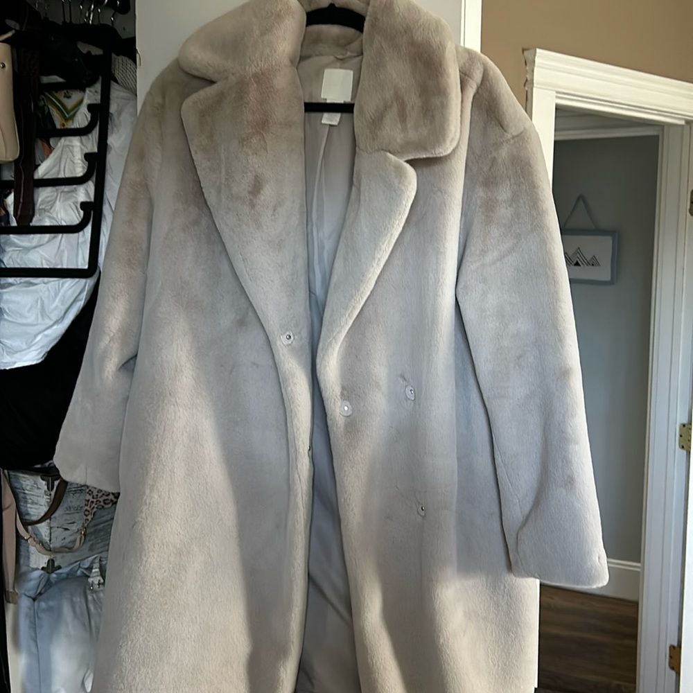 H & M faux fur coat